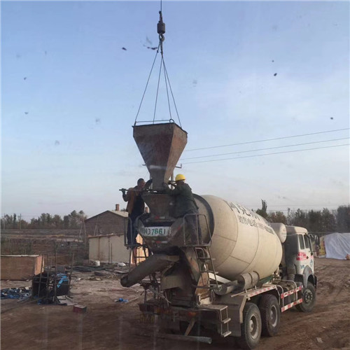 井冈山市“精准瞄准”—— 吊车的 “定位导航” 技术