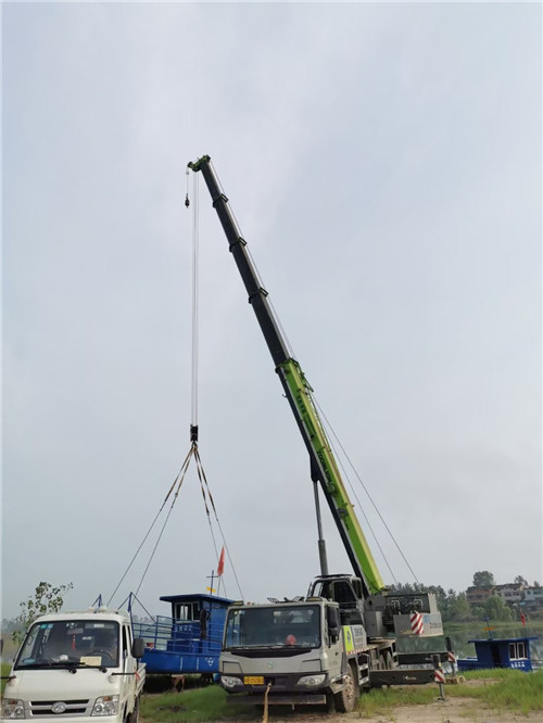 井冈山市桥梁建设吊装案例